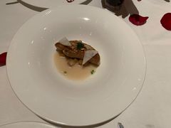 露杰鹅肝配苹果及威廉梨汁-福楼法餐厅FLO