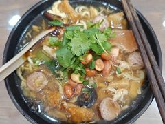 -阿芬卤面(花巷店)