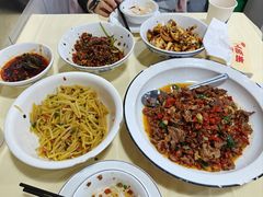 -笨罗卜浏阳菜馆(太平街店)