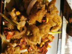 -虾弄弄海派小龙虾·牛羊蝎子火锅