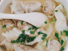 香菇大馄饨-南城香·饭香串香馄饨香(青年路店)
