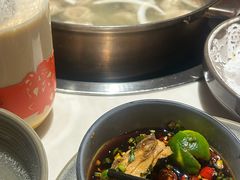 -喃喃椰·糟粕醋·椰子鸡火锅(七堡花园店)