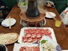 特色手工切制大刀肉-楼外楼大刀肉传统火锅居(博学路店)