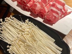 -尚品小土屋涮毛肚(李沧万达店)