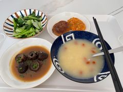 -臻爱住家月嫂育儿嫂(万达店)