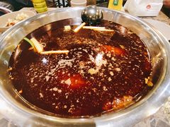 -肖肖酸萝卜鱼火锅(总店)