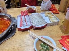 -袁记串串香(泉水轻轨站店)