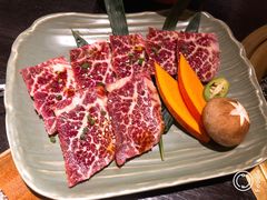 -山川小町·极番烧肉(新地假日广场店)
