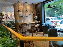 大堂-爱达乐面包生日蛋糕(华油路店)