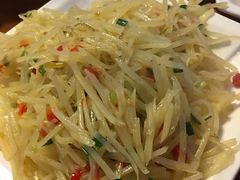 -临江餐馆二楼美食部落