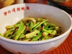 豆辣水芹菜-炒师傅腊鲢鱼(左家塘店)