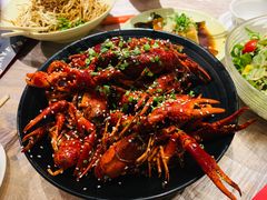 -巴厘龙虾·榜首油焖大虾(音乐学院·沿江酒馆店)