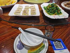 -曾牛土菜(捷瑞达店)