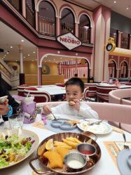 -奈尔宝家庭中心·亲子餐厅(鄞州万达店)