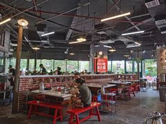大堂-憨铁匠老火锅(龙岗万科里店)