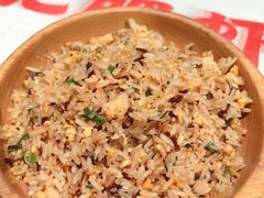 -肥肥虾庄·金牌油焖大虾(汉街SKP店)