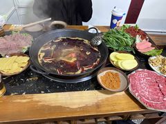 -重庆故事姊妹老火锅(财经学院店)