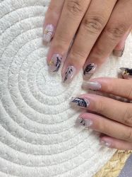 -拾光美甲美睫半永久