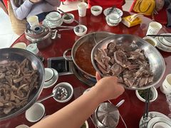 -老石黑山羊毛驴肉火锅(金凯广场店)