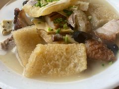 三鲜肉皮汤-侬佳蒸菜馆(听潮店)