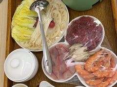 -雪梅月子中心(华侨城店)
