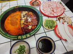 -有拈头成都市井火锅(体育路店)