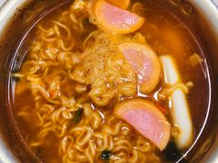 -拌来拌去石鍋拌飯(文鼎店)