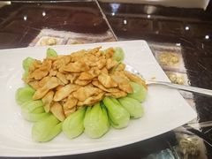 -梅龙镇酒家(南京西路总店)