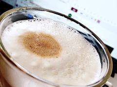 -星巴克(上海虹桥新天地二店)