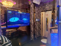 -K+全国连锁KTV(绿地缤纷天地店)