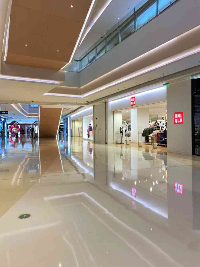 深圳布吉万象汇-"作为深圳第一座万象汇,也是华润置地商服事.