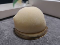 -蜜蜂小象·榴莲千层蛋糕(时代汇11栋店)