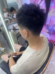 -藤野造型烫发染发