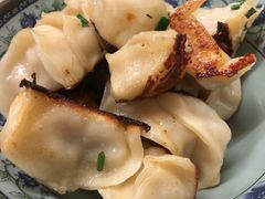 -无名氏宵夜小摊(祝家三姐妹馄饨店)