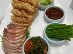 -梅利汴京烤鸭•开封豫菜地标店(东司门店)