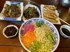 -亿诣蝎府炸酱面羊蝎子火锅(酷车小镇店)