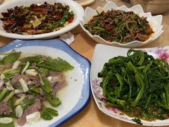 -洪霞餐馆