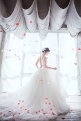 点击看大图 -太郎花子婚纱摄影艺术中心