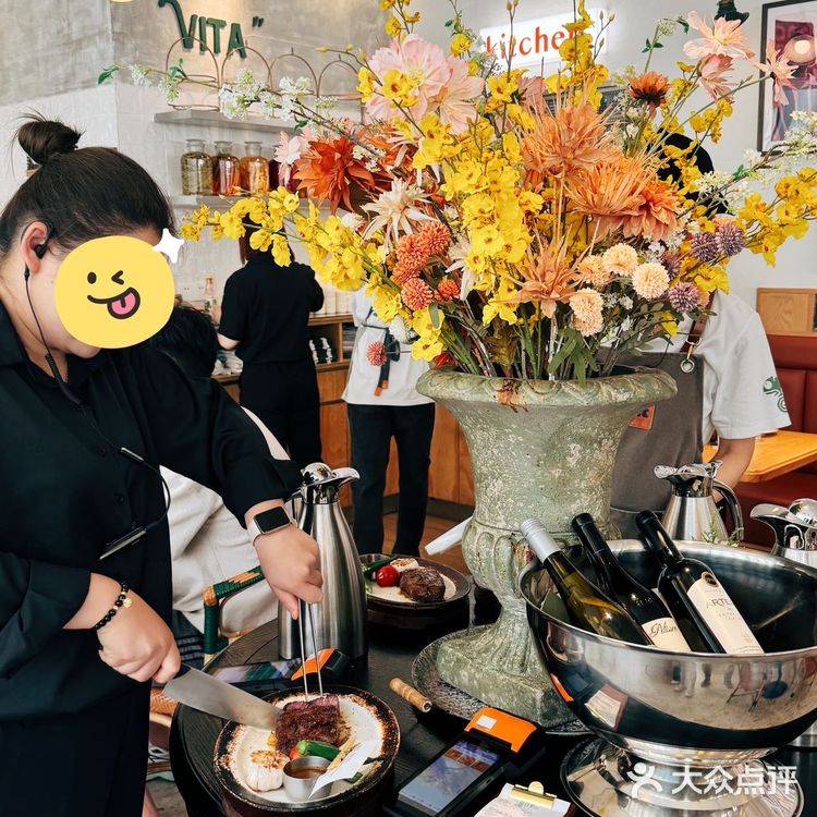 隐藏在光谷东的宝藏花园西餐厅被我找到啦！