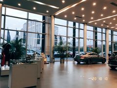 -天津波士信达奔驰4S店(卫津南路店)