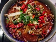 一人食毛血旺-啤仕多·啤客国潮跳舞BAR(保俶路店)