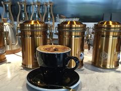 烧焦糖奶泡咖啡-麦隆咖啡Mellower Coffee(弘基时尚生活中心店)