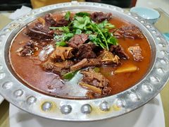 驴肉锅-龙香居海鲜浑锅家常菜·特色驴肉