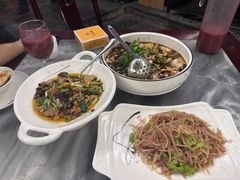 -蔼若春.传承三十年云南菜(金碧公园店)