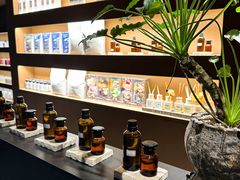 -泰·菩提树下[泰式按摩x精油SPAx肩颈头疗](新景店)
