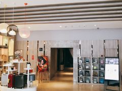 -西安大雁塔科技大学地铁站亚朵酒店