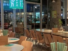 -老乡鸡(上海白玉兰广场店)