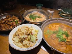 灶膛罐罐牛腩-吃饭皇帝大土家民族菜(正大广场店)