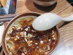 -野山舂·贵州现舂酸汤火锅(鸿通城店)