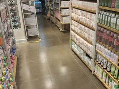 -名创优品(天津市河东万达广场店)